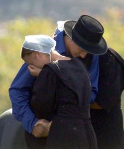 amish-4grieving